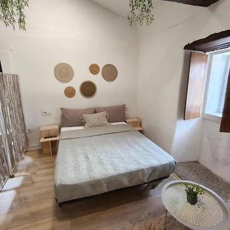 Casa De Pedra Couette-café *