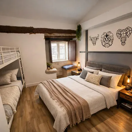 Casa De Pedra B&B 멜리데