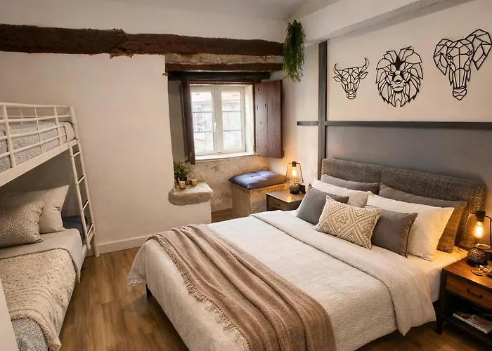 Casa De Pedra B&B 멜리데